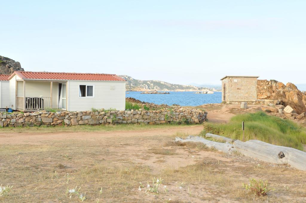 Abbatoggia Village Ла-Маддалена Экстерьер фото